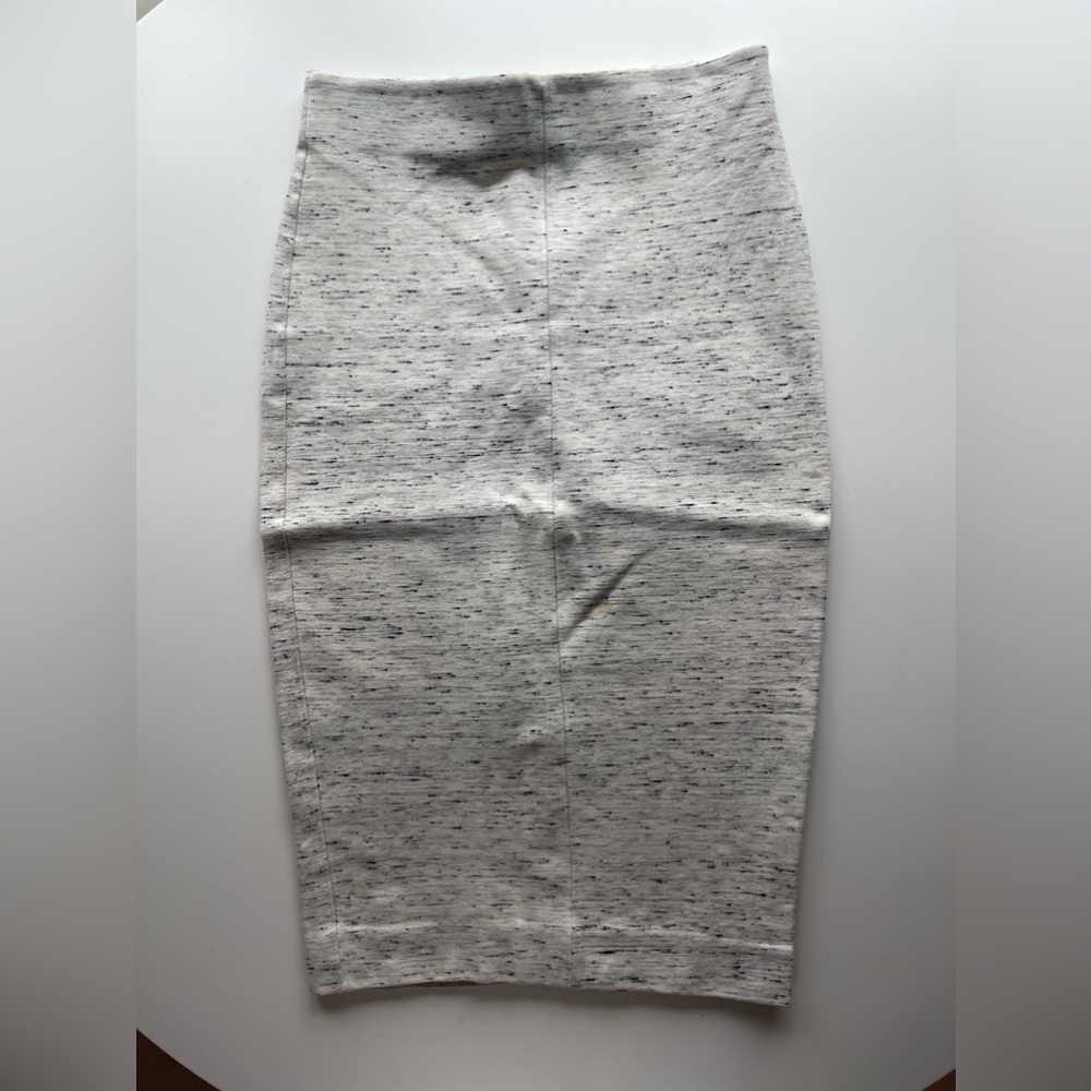 Wilfred Pencil Skirt